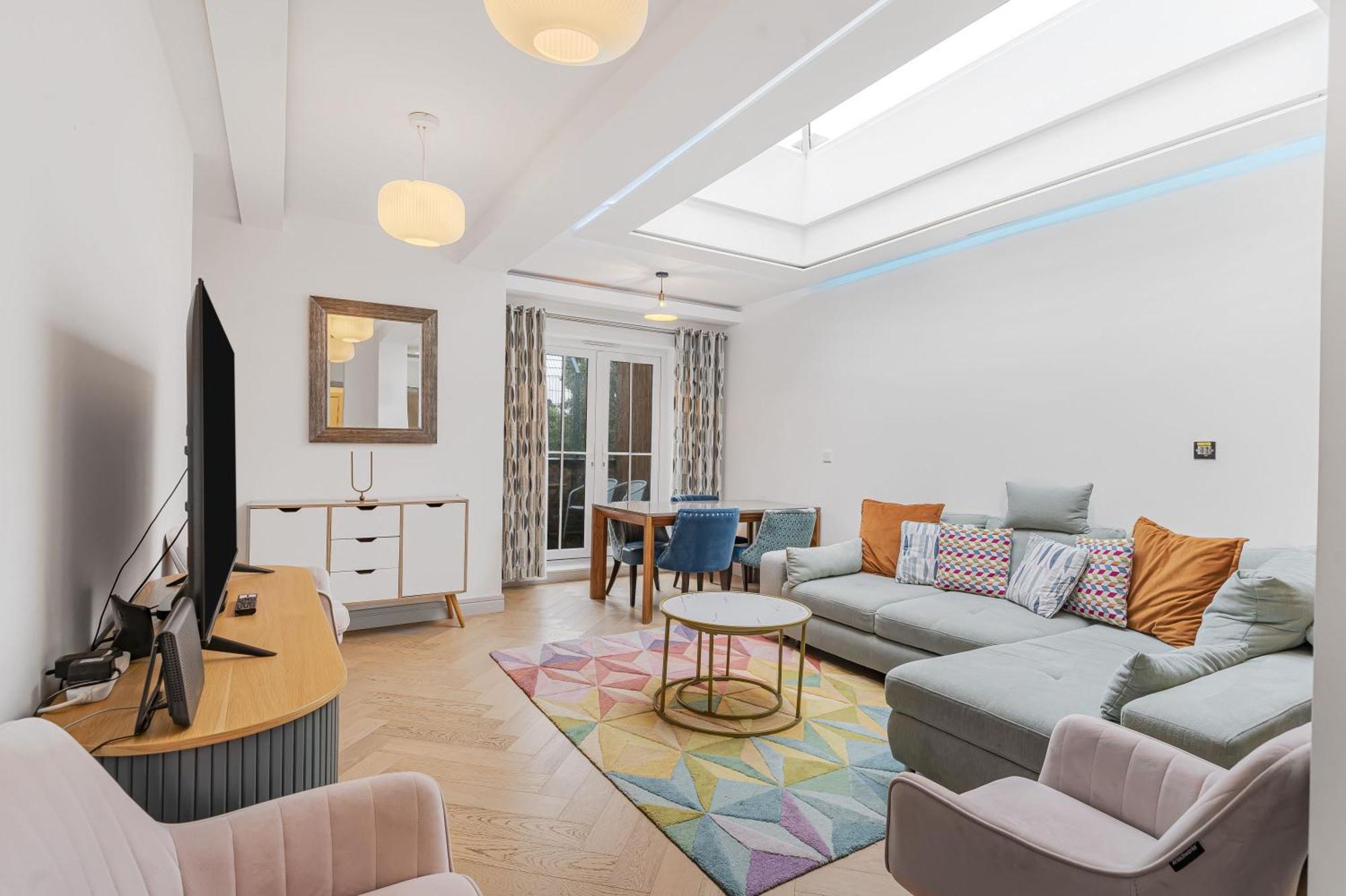 Stylish Modern Apartments By Livestay Short Lets & Serviced Accommodation London Nw6 מראה חיצוני תמונה