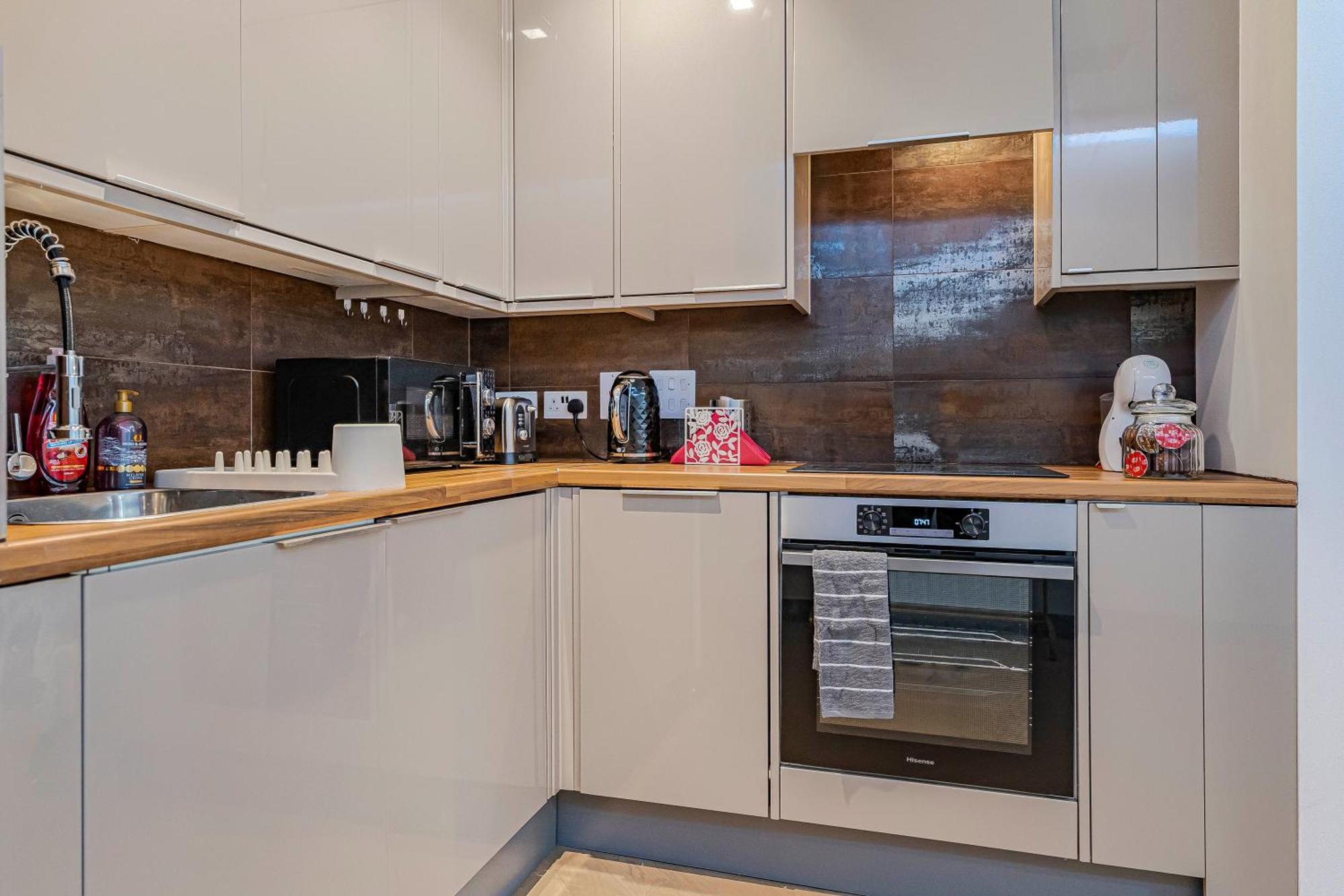 Stylish Modern Apartments By Livestay Short Lets & Serviced Accommodation London Nw6 מראה חיצוני תמונה
