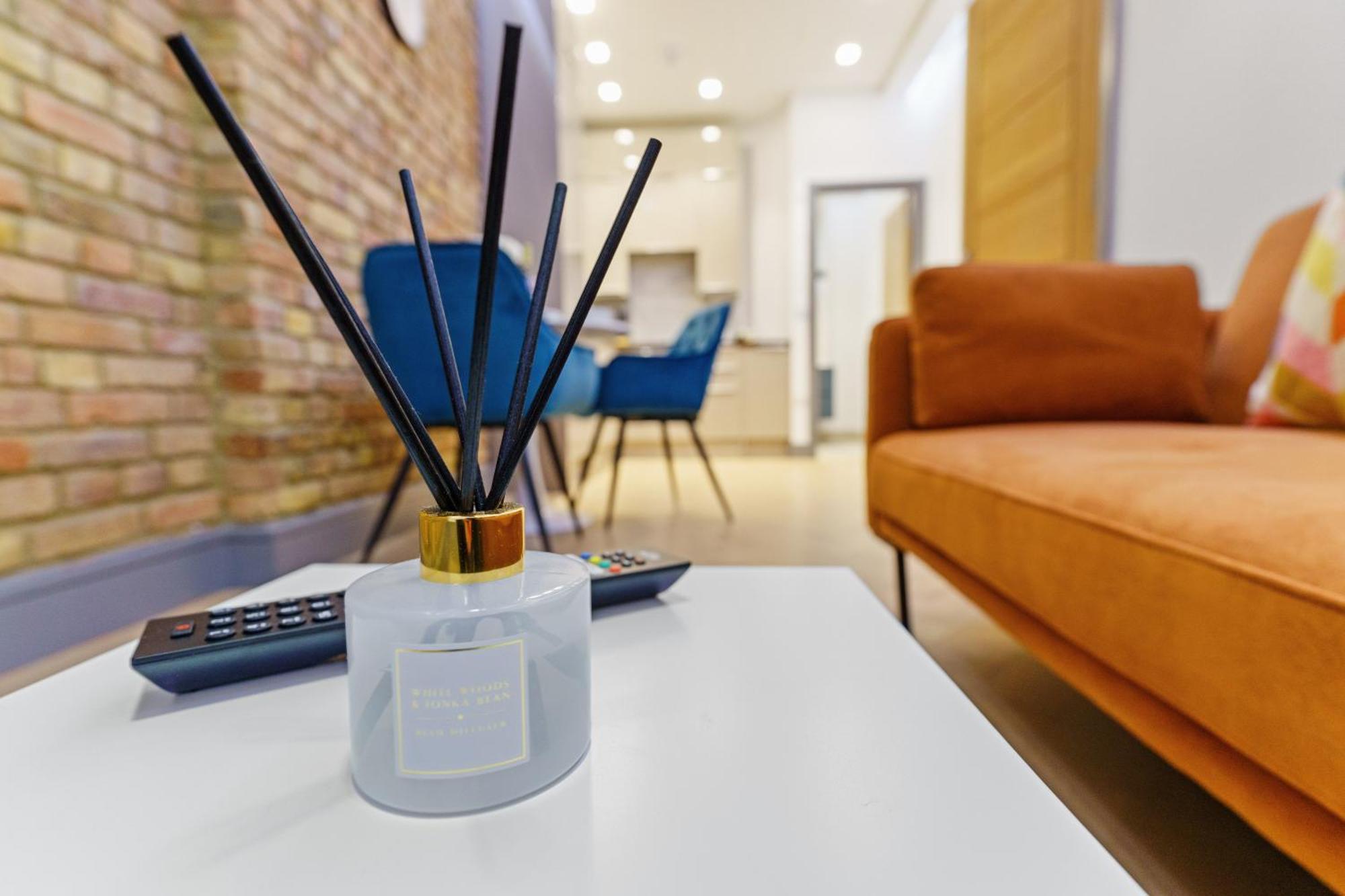 Stylish Modern Apartments By Livestay Short Lets & Serviced Accommodation London Nw6 מראה חיצוני תמונה